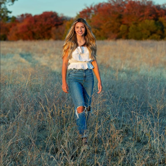 Meet your Posher, Taylor - Picture 1 of 1